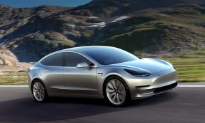 La Nuova Tesla Model 3 con autonomia fino a 500km